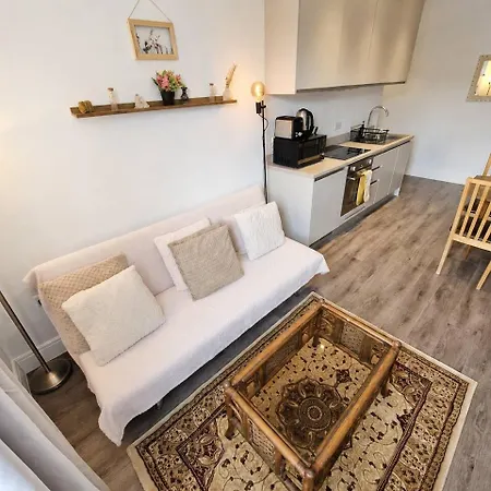 Appartement Contemporary Cabot Circus Flat Sleeps 4 *